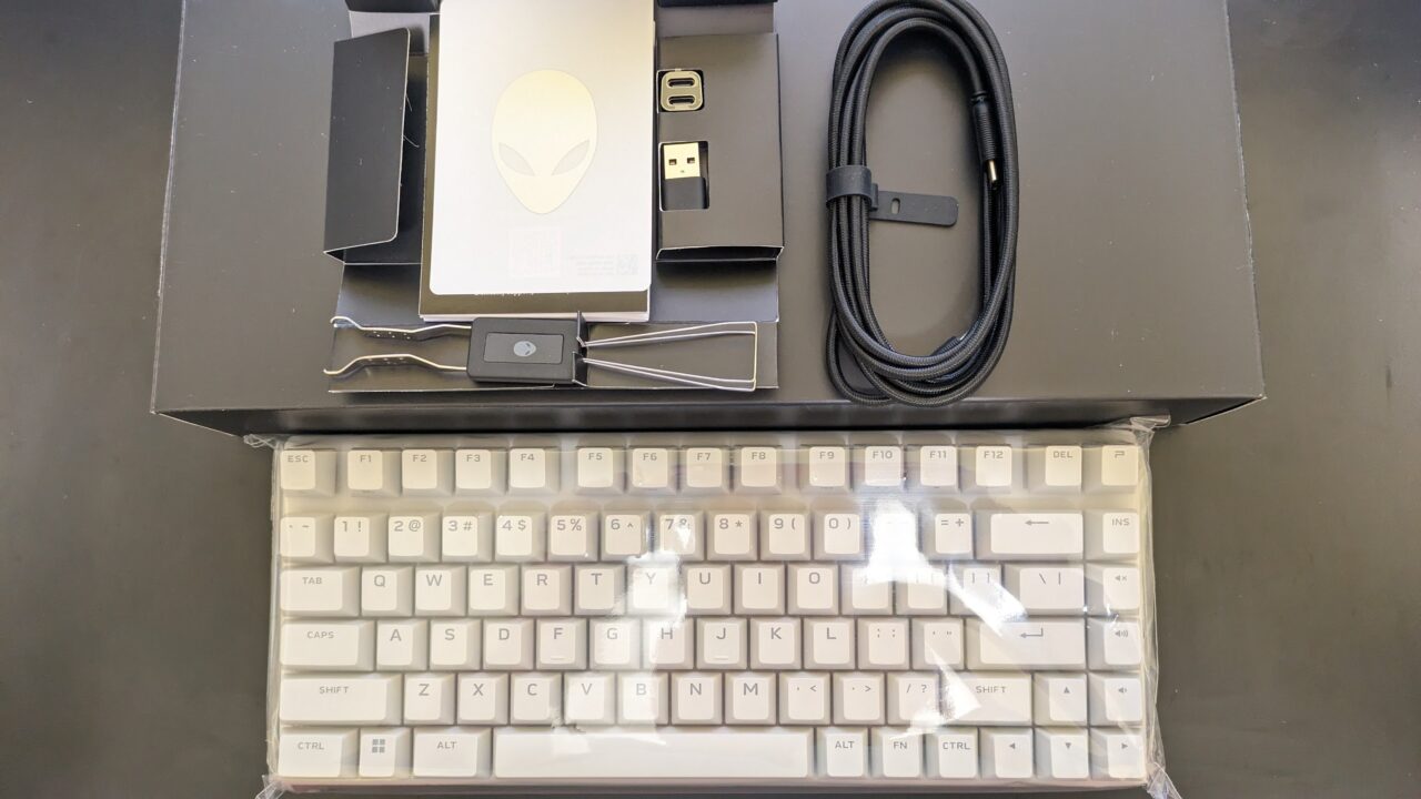 DELL Alienware Proワイヤレスゲーミングキーボード レビュー 